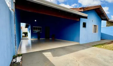 Casa para venda no bairro Santo Antônio.