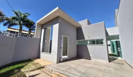 Casa 3 quartos sendo 1 suíte - Res Ana Maria do Couto