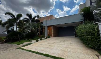 Casa térrea à venda condomínio residencial Dona Lucilla Indaiatuba SP