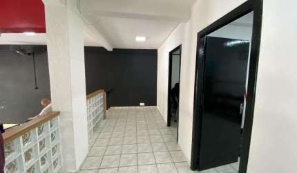 Salão para alugar por R$ 4.000,00/mês - Centro - Mairiporã/SP