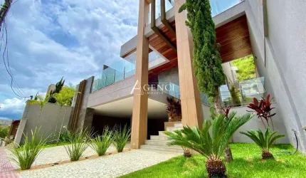 Casa de 4 quartos, suíte, 4 vagas em condomínio fechado