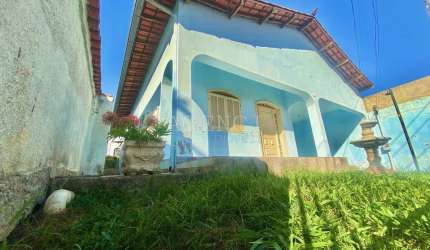 Casa 03 quartos com suíte no bairro Camargos