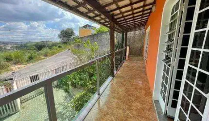 Casa de 3 quartos com suíte no bairro Arvoredo 2