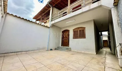 Casa duplex 4 quartos 1 Suíte Bairro Xangri-la