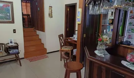 Casa para Venda em Ribeirão Pires, Santa Luzia, 3 dormitórios, 1 suíte, 3 banheiros, 6 vagas
