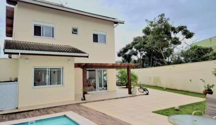 Casa em Condomínio para Venda em Ribeirão Pires, Suíssa, 4 dormitórios, 3 suítes, 2 banheiros, 4 vagas