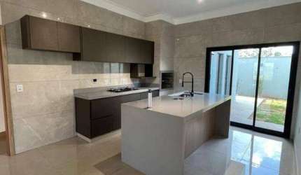 Casa com 3 dormitórios à venda, 153 m² por R$ 850.000,00 - Centro - Cravinhos/SP