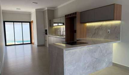 Casa de Condomínio para venda em Reserva Imperial de 151.00m² com 3 Quartos, 3 Suites e 4 Garagens