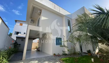 Casa com 4 quartos à venda na Rua Coral, 475, Campeche, Florianópolis, 187 m2 por R$ 1.450.000