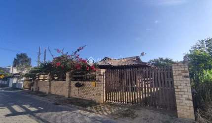 Casa com 3 quartos à venda na Servidão Garapuvu do Sul, 179, Morro das Pedras, Florianópolis, 200 m2 por R$ 970.000