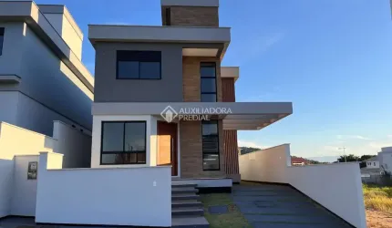 Casa com 4 quartos à venda na Avenida Itamarati, 25, Rio Tavares, Florianópolis, 184 m2 por R$ 1.790.000