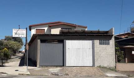 Casa com 3 quartos à venda na Avenida Salgado Filho, 251, São Leopoldo, Caxias do Sul, 140 m2 por R$ 1.900.000