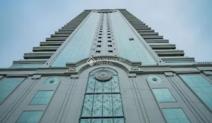 Apartamento com 4 quartos à venda na Rua 313, 1, Meia Praia, Itapema, 183 m2 por R$ 3.988.800