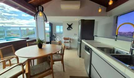 Casa com 3 quartos à venda na Rua João Meirelles, 636, Abraão, Florianópolis, 232 m2 por R$ 1.988.000