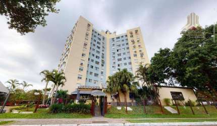 Vendo apartamento de um dormitório com garagem na Rua Alberto Rangel