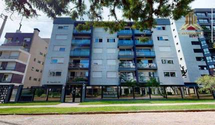 Vendo apartamento de três dormitórios e duas vagas de garagem no bairro Tristeza em Porto Alegre