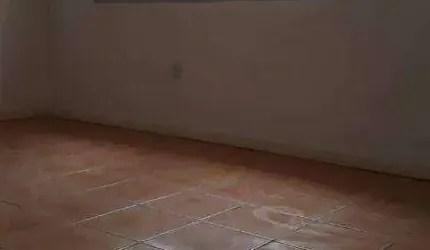 Vendo apartamento térreo , com suíte e lavabo, próximo a Gonçalo de Carvalho em Porto Alegre