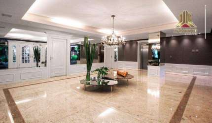 Apartamento de último andar no Chateau Breton, vista cinematrográfrica no Bairro Bela Vista em Porto Alegre RS
