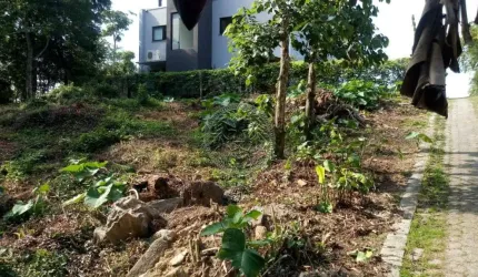 Terreno à venda no Lagoa da Conceição, Florianópolis  por R$ 750.000