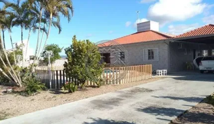 Casa com 4 quartos à venda no Campeche, Florianópolis  por R$ 1.800.000