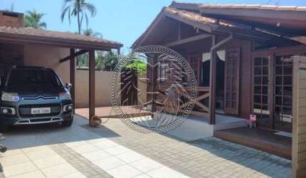 Casa com 3 quartos à venda no Morro das Pedras, Florianópolis  por R$ 692.000