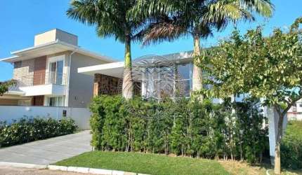 Casa em condomínio fechado com 2 quartos à venda no Campeche, Florianópolis  por R$ 2.500.000