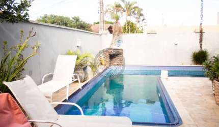 Casa com 5 quartos à venda no Campeche, Florianópolis  por R$ 2.650.000