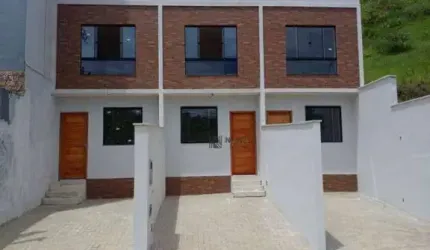 Casa com 2 dormitórios à venda, 70 m² por R$ 280.000,00 - Bom Jardim - Juiz de Fora/MG