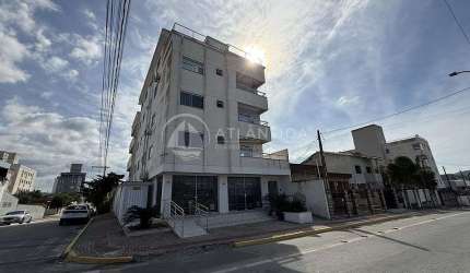 Apartamento com 2 dormitórios no bairro Areias - Camboriú