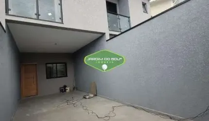 Sobrado á venda com 03 dormitórios (01 suíte) na Vila Babilônia - SP