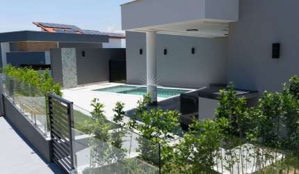 7305 - CASA EM CONDOMÍNIO À VENDA EM MACAÉ - RJ, VALE DOS CRISTAIS
