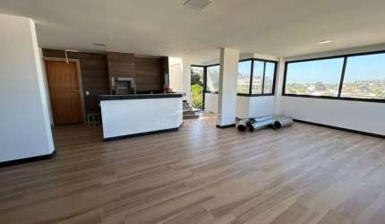 7495 -  Casa à Venda no Vale dos Cristais, Macaé, RJ