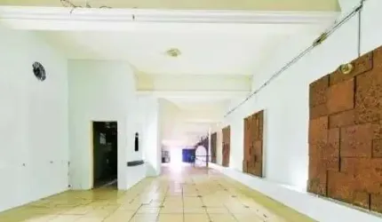 Ponto comercial para alugar na Avenida Cristóvão Colombo, 833, Floresta, Porto Alegre por R$ 7.900