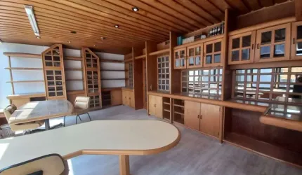 Sala comercial para alugar na Rua Felipe Neri, 298, Auxiliadora, Porto Alegre por R$ 1.900