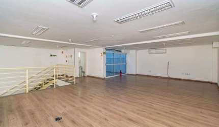 Ponto comercial para alugar na Avenida Protásio Alves, 2971, Petrópolis, Porto Alegre por R$ 15.000