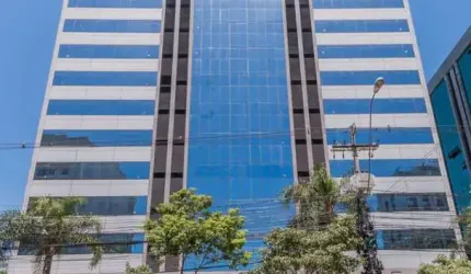 Sala comercial para alugar na Avenida Carlos Gomes, 141, Auxiliadora, Porto Alegre por R$ 1.780