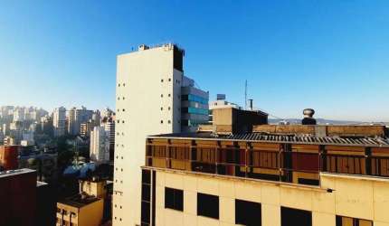 Sala comercial para alugar na Rua Doutor Florêncio Ygartua, 270, Moinhos de Vento, Porto Alegre por R$ 1.788