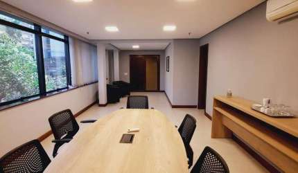 Sala comercial para alugar na Doutor Florencio, 270, Moinhos de Vento, Porto Alegre por R$ 2.045