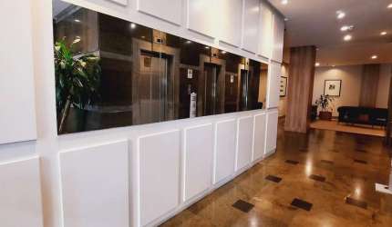 Sala comercial para alugar na Rua Doutor Florêncio Ygartua, 270, Moinhos de Vento, Porto Alegre por R$ 2.538