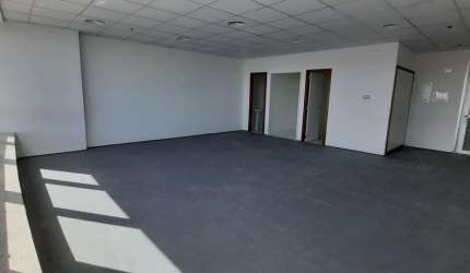 Sala comercial para alugar na Avenida Doutor Nilo Peçanha, 2825, Chácara das Pedras, Porto Alegre por R$ 6.087
