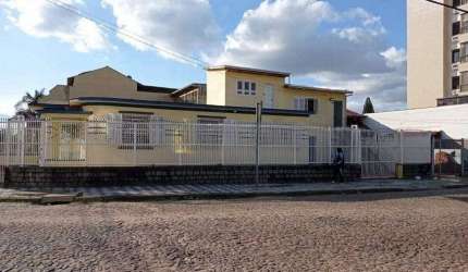 Casa com 4 quartos à venda na Rua Leopoldo de Freitas, 5, Passo da Areia, Porto Alegre por R$ 1.295.000