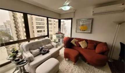 Apartamento com 2 quartos para alugar na Rua Artur Rocha, 708, Auxiliadora, Porto Alegre por R$ 6.900