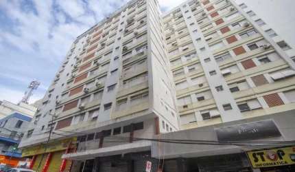Apartamento com 2 quartos para alugar na Rua Coronel Vicente, 465, Centro Histórico, Porto Alegre por R$ 1.200