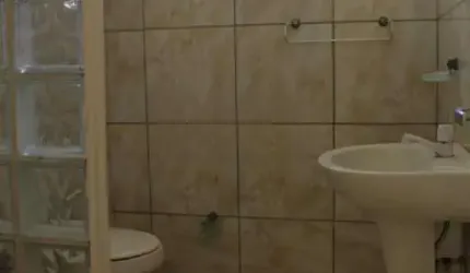 Apartamento com 2 quartos para alugar na Rua Ministro Oliveira Lima, 70, São Sebastião, Porto Alegre por R$ 1.500