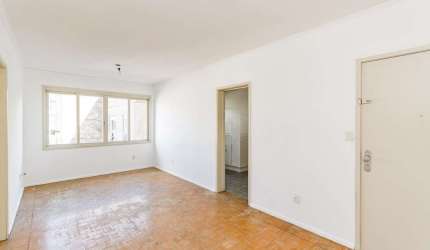 Apartamento com 2 quartos para alugar na Avenida Benjamin Constant, 1630, São João, Porto Alegre por R$ 1.630