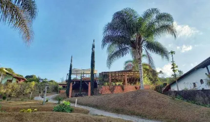 CASA para venda tem 500 metros quadrados com 3 quartos em Centro - Juiz de Fora - MG