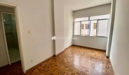 Apartamento com 2 dormitórios à venda, 67 m² por R$ 299.000 - Centro - Juiz de Fora/MG