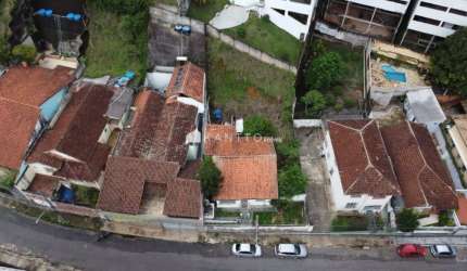Terreno à venda, 420 m² por R$ 800.000 - São Mateus - Juiz de Fora/MG