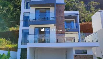 Casa com 3 dormitórios à venda, 250 m² por R$ 800.000,00 - Aeroporto - Juiz de Fora/MG
