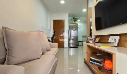 APARTAMENTO A VENDA  DE FRENTE QUARTO E SALA  COM VARANDA , ELEVADOR, MOBILIADO